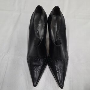 Tahari Women's Black Leather Heels Size 8.5